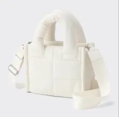 未使用 GU パフミニショルダーバッグ オフホワイト