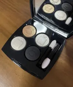 dk☆未使用☆ CHANEL レキャトルオンブル N°5 アイシャドウ 新品、未使用】CHANEL レキャトルオンブル N°5 限定アイシャドウ