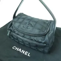 シャネル ニュートラベルライン バニティバッグ ブラック シリアル 6番台