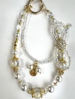 スマホストラップ パール ビーズ 上品 ゴールド 大人かわいい　りぼん