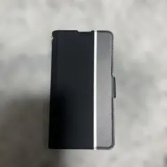 手帳型 iPhone 13ケース 黒 カードポケット付き