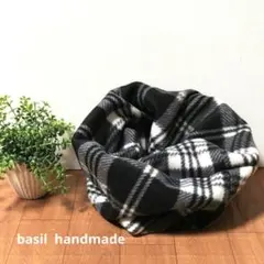 スヌード　マフラー　ネックウォーマー　ハンドメイド　白♡黒　チェック