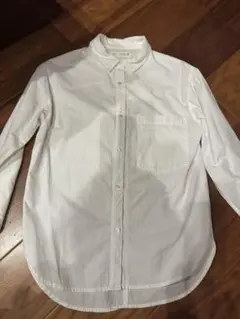 ZARA ホワイト ボタンアップシャツ 長袖