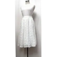 【未使用】GU　総レーススカート　オフホワイト