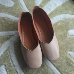 ベージュ フラットシューズ 合成皮革