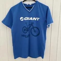 UNIQLO ＵＴ　giant Mサイズ