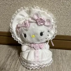 サンリオ ホワイトフリルデザインシリーズ　ハローキティ マスコット