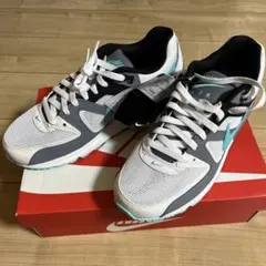 Nike スニーカー US 9.5 ホワイト/グレー/ターコイズ