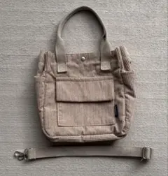 コーデュロイ メッセンジャーバッグ 肩掛け　ショルダー　ベージュ