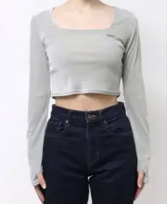 EMODA シアーベロアプレートクロップトップ