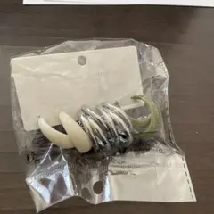 ユニークなスパイラルデザインピアス　三つセット