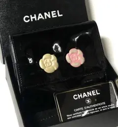 美品☆CHANELシャネル☆三つ折りエナメル財布 ☆カメリア&ココマーク