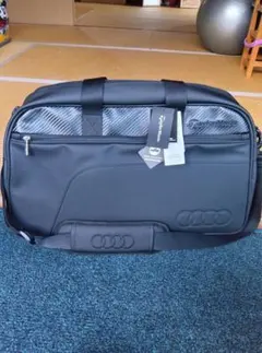 未使用品 テーラーメイド Audi quattro Cup ダッフルバッグ 未使用品 テーラーメイド Audi quattro Cup ダッフルバッグ 未