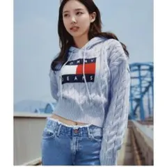 美品⭐️ トミーヒルフィガー TOMMY JEANS ニット パーカー 水色 S