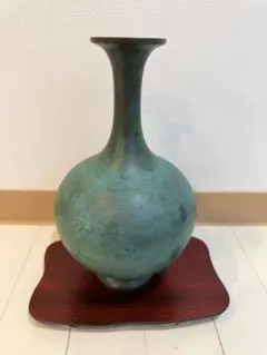 青緑色の陶器製花瓶 高さ約25cm - メルカリ