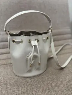 コーチ 2way ショルダーバッグ 巾着 バケット レザー 白 - メルカリ