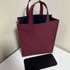 ファミリア風紙袋型トートバッグ底板付き、学校行事や仕事のサブカバン