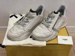 【FENDI】スニーカーFLOW