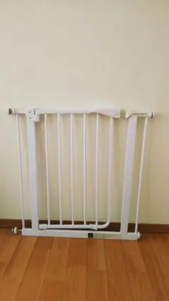 ★美品★ベビーゲート（ホワイト）