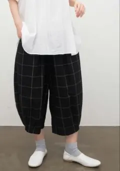 sunvalley 綿麻平織チェック柄 バルーンパンツ　黒のサムネイル