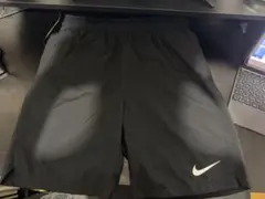 Nike ショートパンツ M
