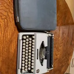 激レア】ブラザー Brother Deluxe 1350 タイプライター - メルカリ