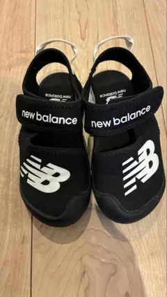 new balance ブラック サンダル　16㎝