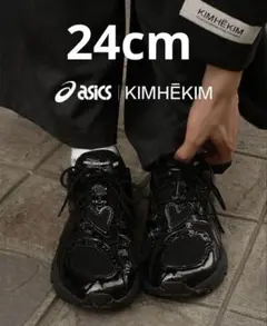 コラボ スニーカー