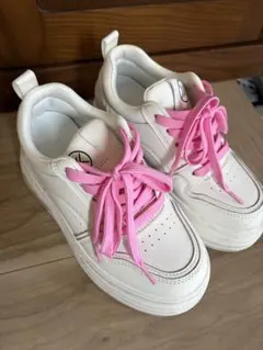 Item thumbnail for item 46fef8d0-d7d0-4abe-aa8c-94585c47924e