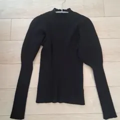 SNIDEL ブラックニット パフスリーブ