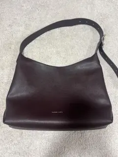 CHARLES & KEITH ショルダーバッグ