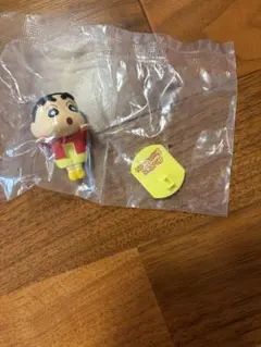 くれよんしんちゃん　ガチャ　くっつきマスコット
