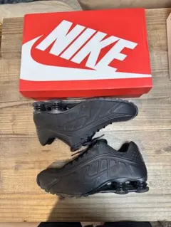 WMS NIKE Shox R4 28cm