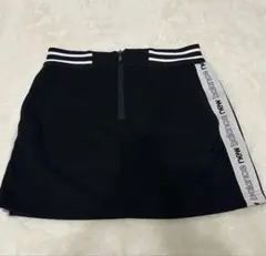 ニューバランスゴルフ　ロゴスカート