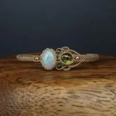 オパール・ペリドットのマクラメブレスレット