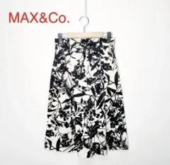 MAX&CO 花柄 フレアスカート ひざ丈 モノトーンのサムネイル