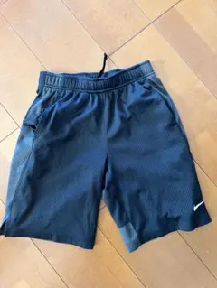 NIKE ショートパンツ　キッズ