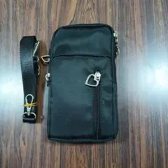 新品✨ブラック ナイロン スマホショルダーバッグ