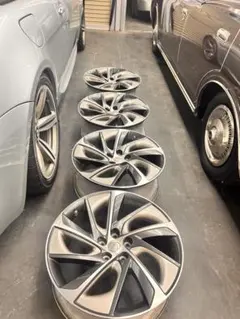 美品 OZ レーシング アンタレス 17×8J +35 PCD100 5穴再塗装 - メルカリ