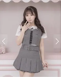 pium フロントホックビスチェ×プリーツスカートセット - メルカリ