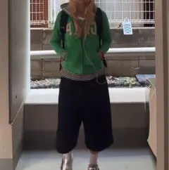 GAPパーカー