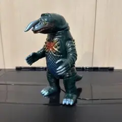 マグマ星人 円谷コミュニケーション 怪獣郷 デッドストック未開封新品 円谷コミュニケーションズ 怪獣郷ソフビシリーズ サーベル暴君
