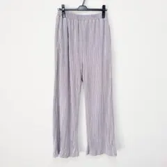 アーバンリサーチドアーズ サテンプリーツイージーパンツ　ラベンダー