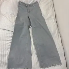 ライトブルーワイドレッグデニム