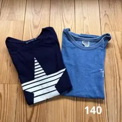 キッズ　男女兼用　半袖Tシャツ　１４０　2枚セットのサムネイル