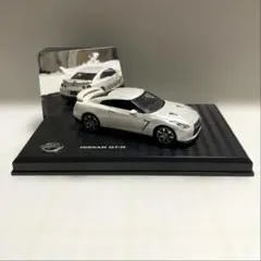 日産キックス ミニチュアカー 新品未開封 1/43ブリリアントホワイト