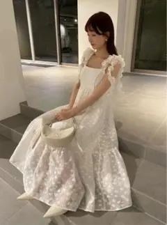 新品マーキュリーデュオ ロング レース キャミワンピース 刺繍花柄 M