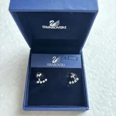 ✨SWAROVSKI スワロフスキー ピアス 犬と星のサムネイル
