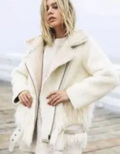 alexia stam アウターのサムネイル