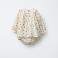 zara baby「ロンパース」